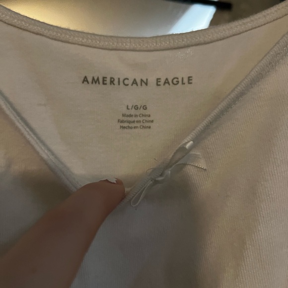 american eagle cropped shirt - Picture 2 of 3